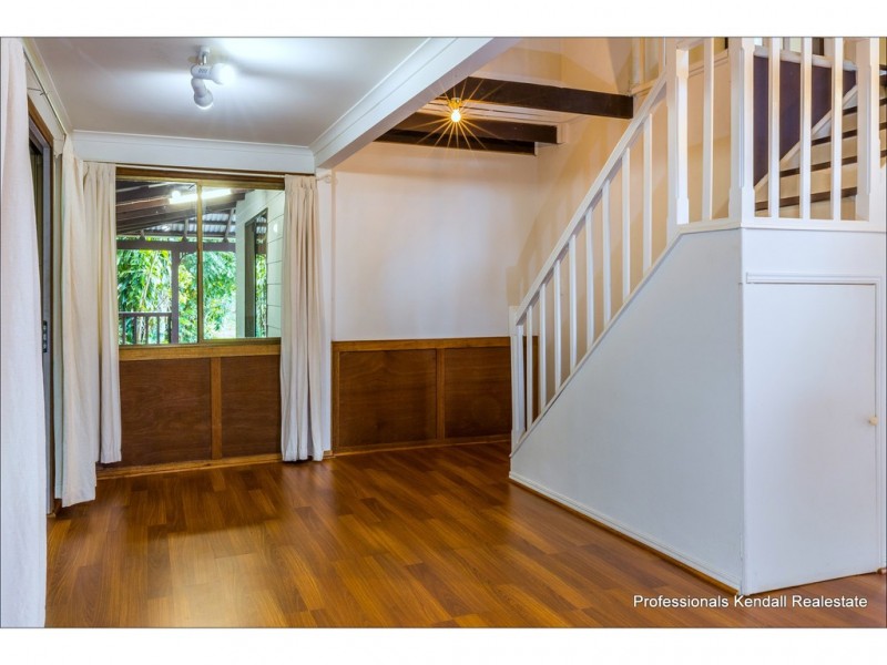 1 Dapsang Drive, Tamborine Mountain QLD 4272