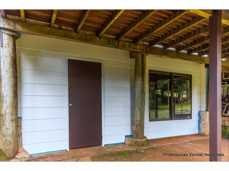 1 Dapsang Drive, Tamborine Mountain QLD 4272