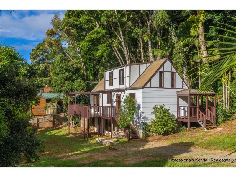 1 Dapsang Drive, Tamborine Mountain QLD 4272