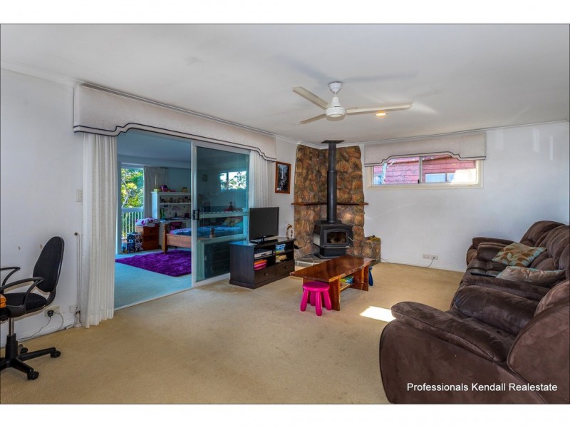 212 Beacon Road, Tamborine Mountain QLD 4272