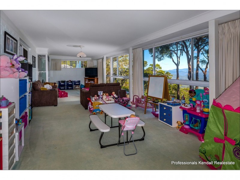 212 Beacon Road, Tamborine Mountain QLD 4272