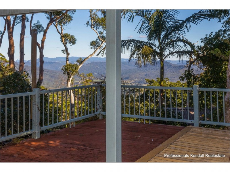 212 Beacon Road, Tamborine Mountain QLD 4272