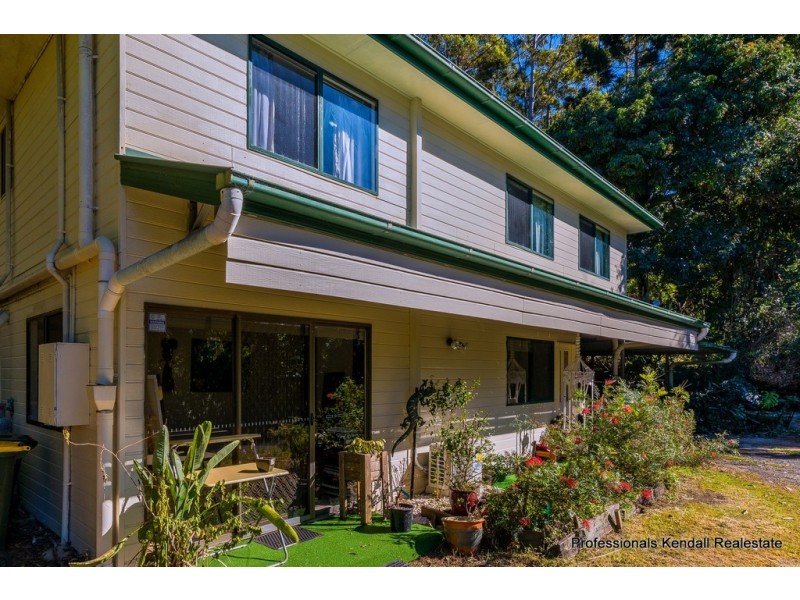 13 Kamet Court, Tamborine Mountain QLD 4272