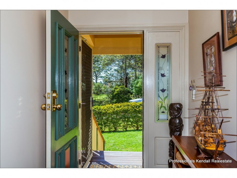 238 Beacon Road, Tamborine Mountain QLD 4272