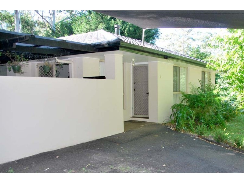 5 Kamet Court, Eagle Heights QLD 4271