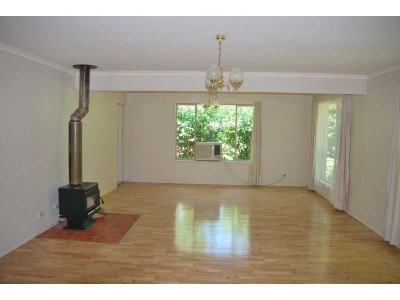 5 Kamet Court, Eagle Heights QLD 4271