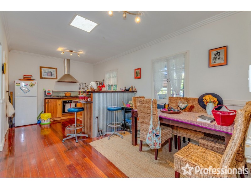 25 Main Street, Tamborine Mountain QLD 4272