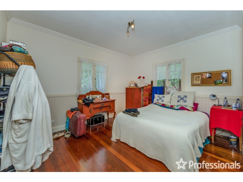 25 Main Street, Tamborine Mountain QLD 4272