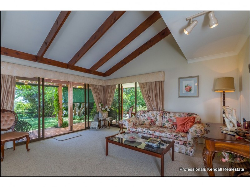 737 Main Western Road, Tamborine Mountain QLD 4272