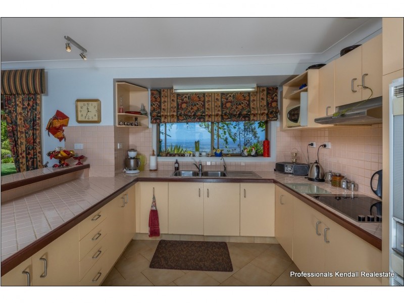 737 Main Western Road, Tamborine Mountain QLD 4272