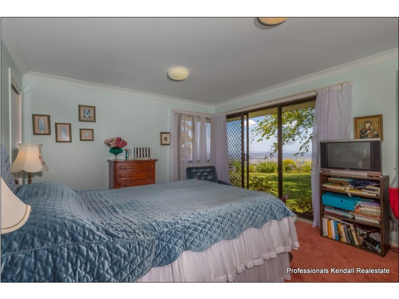 737 Main Western Road, Tamborine Mountain QLD 4272