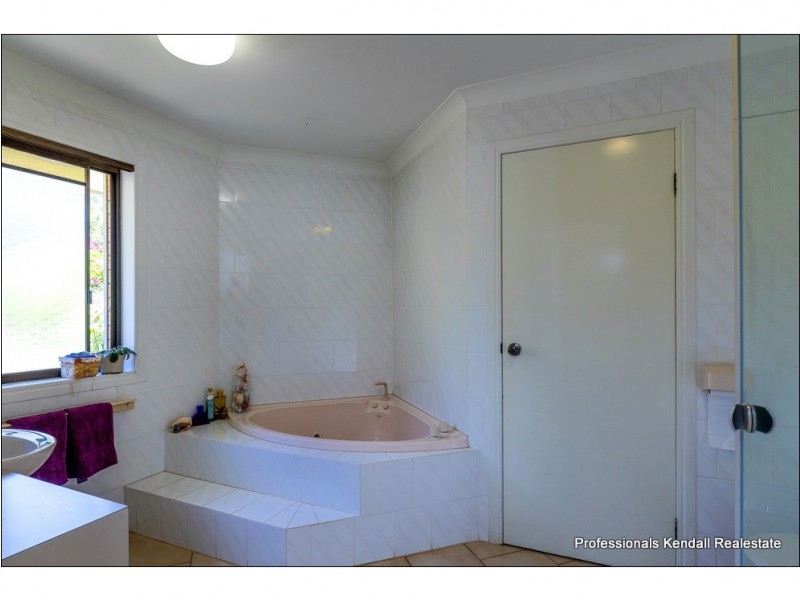 737 Main Western Road, Tamborine Mountain QLD 4272