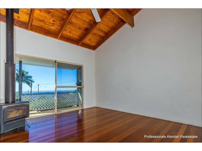 30 Flores Court, Tamborine Mountain QLD 4272