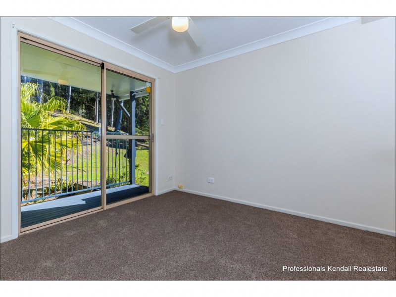 30 Flores Court, Tamborine Mountain QLD 4272