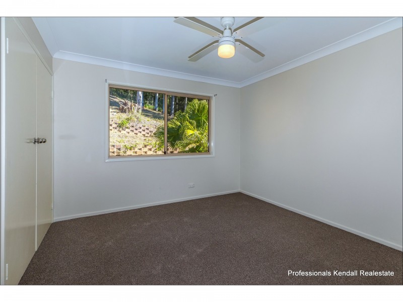 30 Flores Court, Tamborine Mountain QLD 4272
