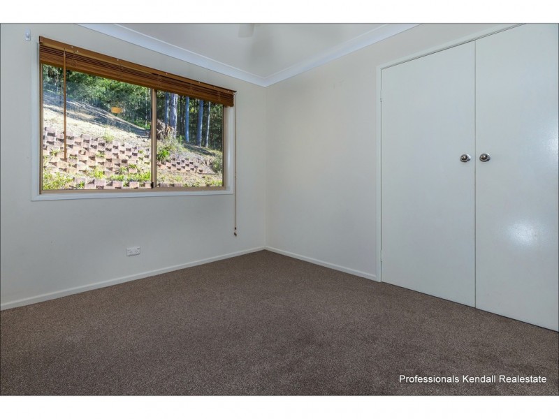 30 Flores Court, Tamborine Mountain QLD 4272