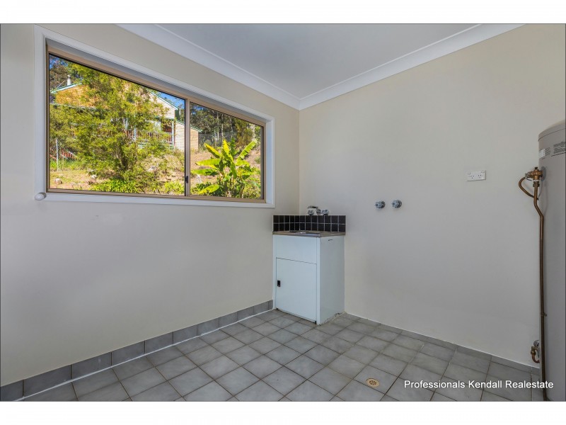 30 Flores Court, Tamborine Mountain QLD 4272