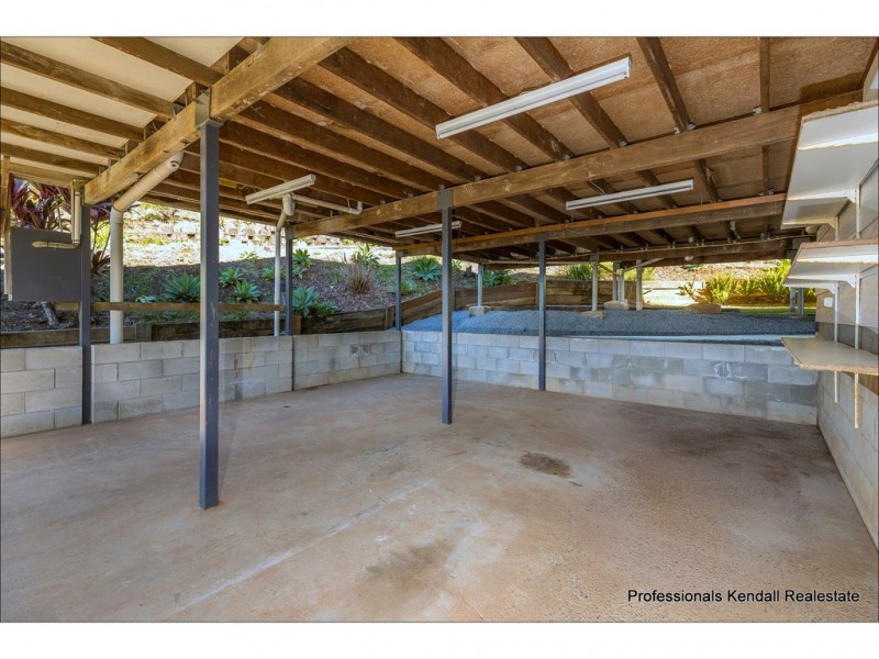 30 Flores Court, Tamborine Mountain QLD 4272