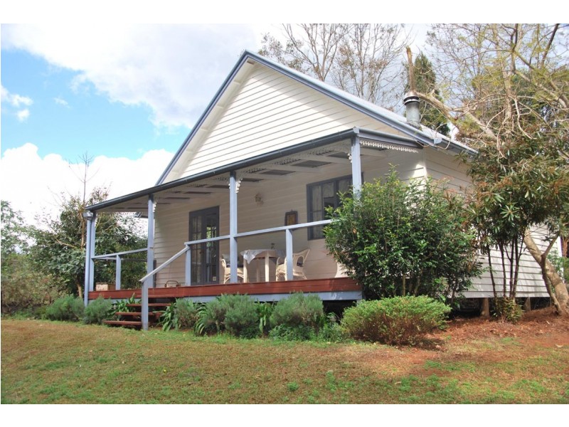 25 Eagle Heights Rd, Eagle Heights QLD 4271