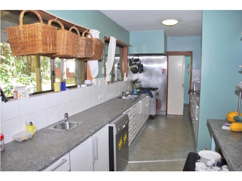 25 Eagle Heights Rd, Eagle Heights QLD 4271