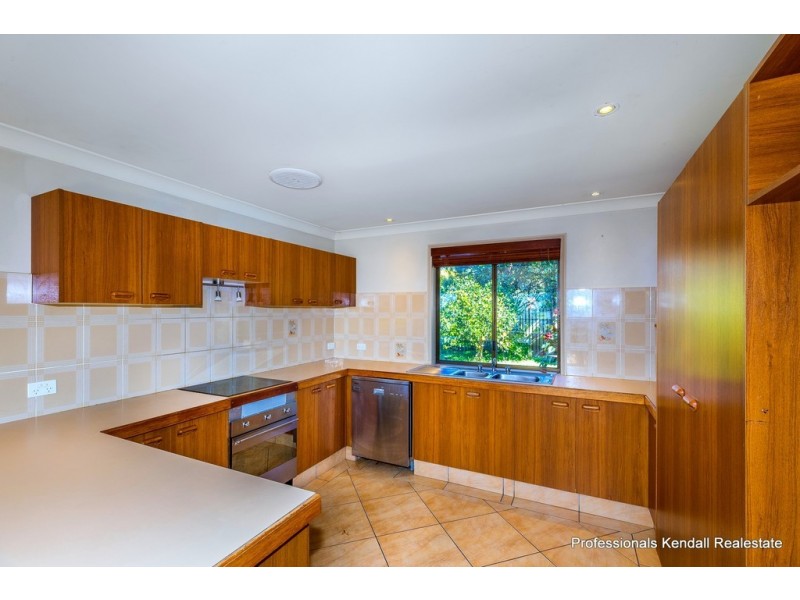 3 Justin Ave, Tamborine Mountain QLD 4272