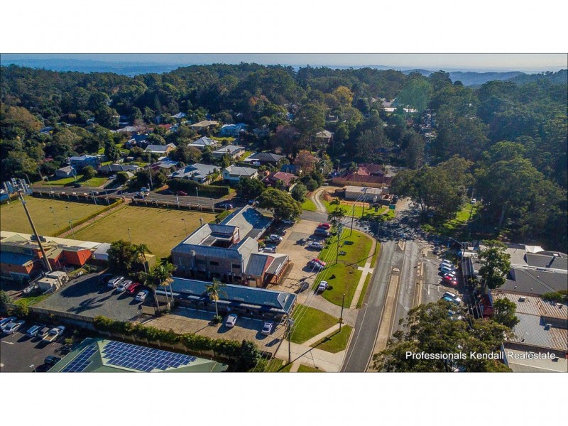 Shop 7/9-13 Beacon Road, Tamborine Mountain QLD 4272
