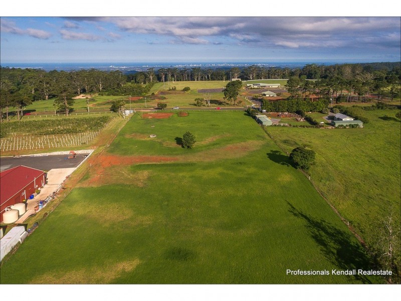 379 – 385 Long Road, Tamborine Mountain QLD 4272