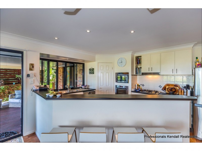 108-110 Munstervale Road, Tamborine QLD 4270