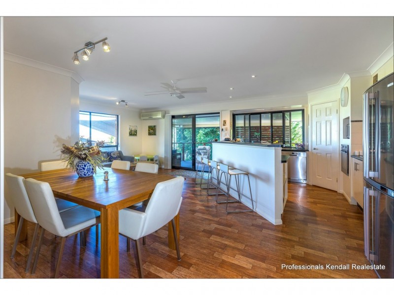 108-110 Munstervale Road, Tamborine QLD 4270