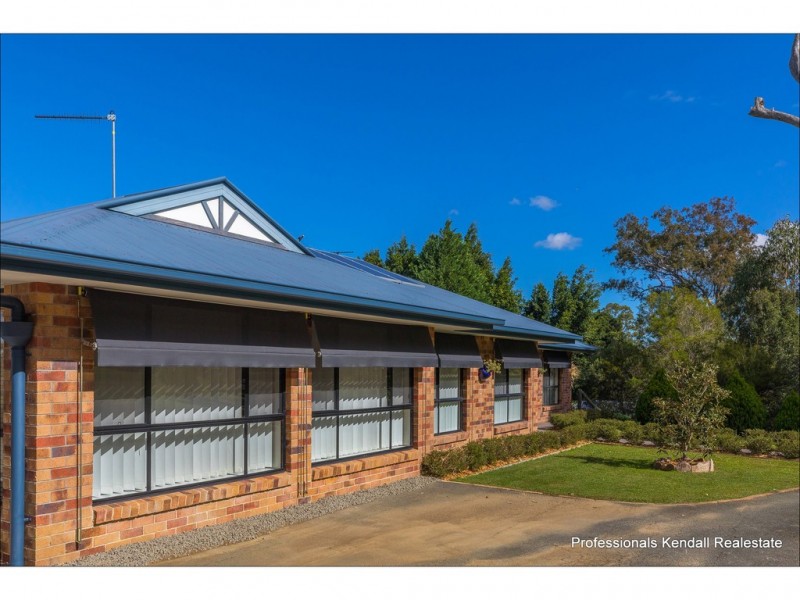 108-110 Munstervale Road, Tamborine QLD 4270