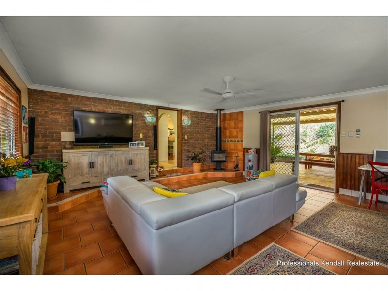 11-15 Curio Court, Tamborine QLD 4270