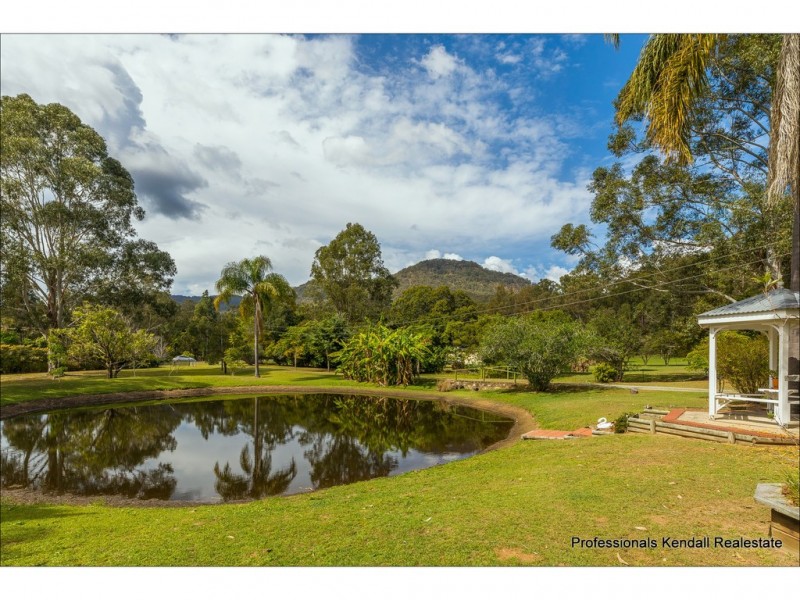 11-15 Curio Court, Tamborine QLD 4270
