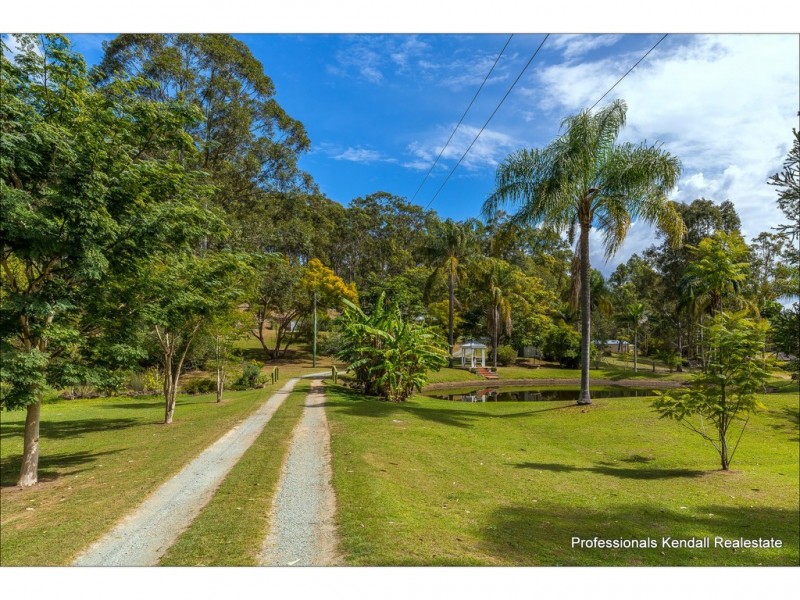 11-15 Curio Court, Tamborine QLD 4270