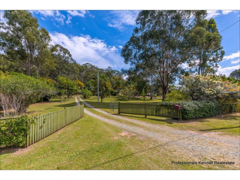 11-15 Curio Court, Tamborine QLD 4270