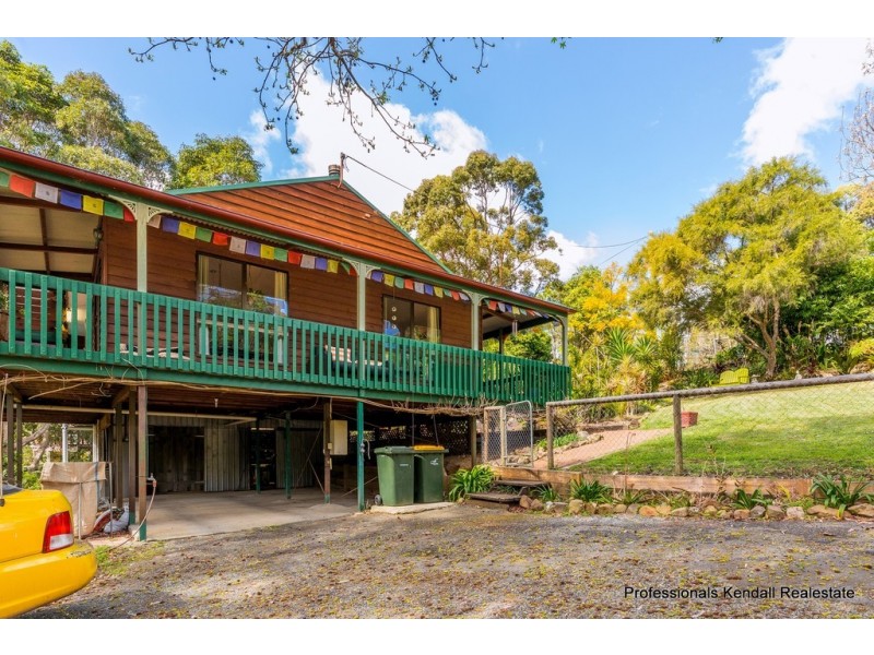 11 Rainer Drive, Tamborine Mountain QLD 4272
