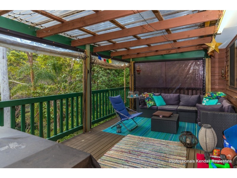 11 Rainer Drive, Tamborine Mountain QLD 4272
