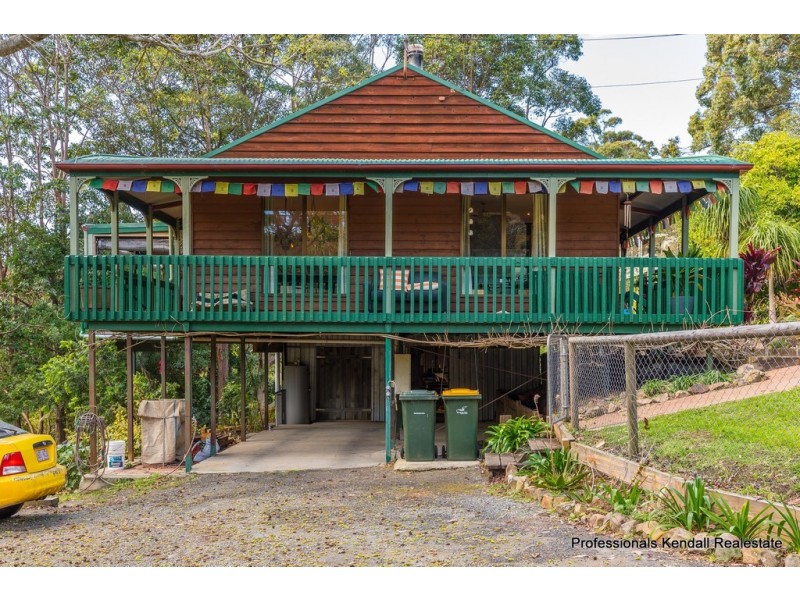 11 Rainer Drive, Tamborine Mountain QLD 4272