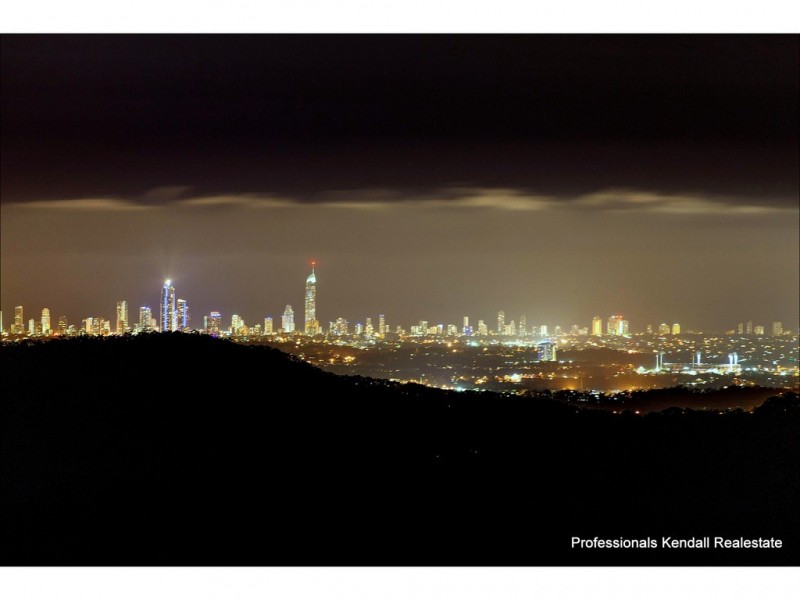 20 Wildflower Court, Clagiraba QLD 4211