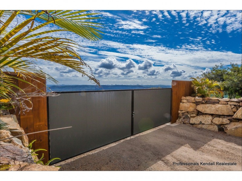 20 Wildflower Court, Clagiraba QLD 4211