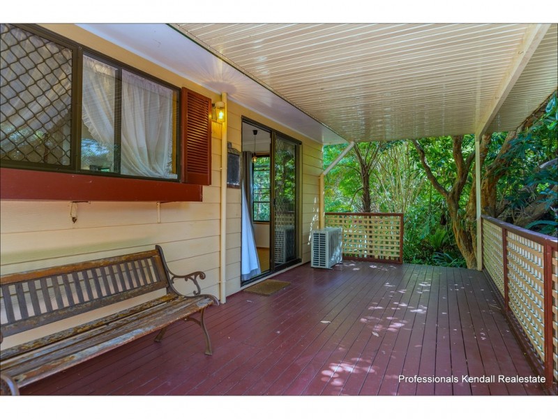 60 Kinabalu Drive, Tamborine Mountain QLD 4272