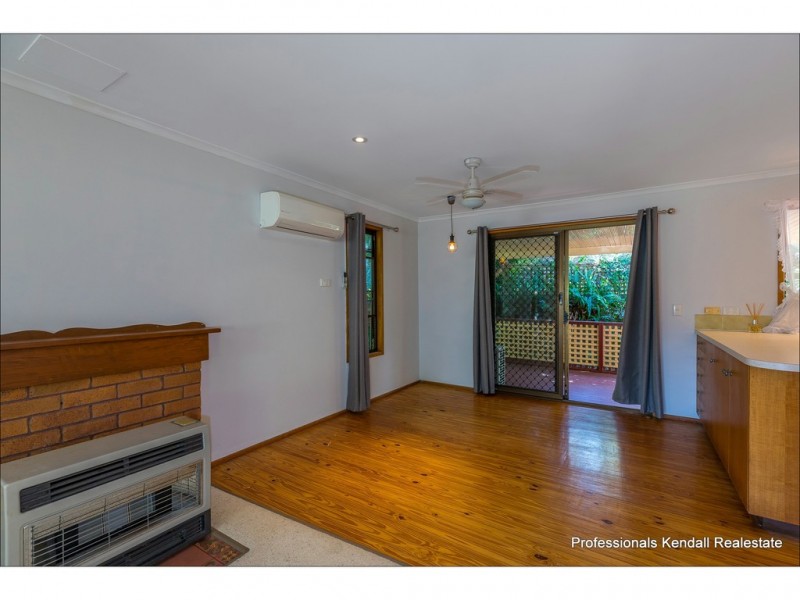 60 Kinabalu Drive, Tamborine Mountain QLD 4272