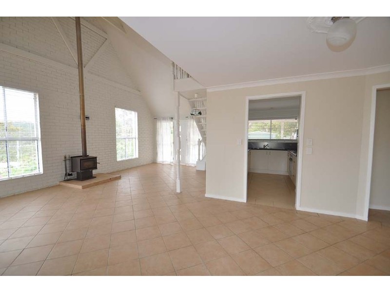 69 Magnetic Drive, Eagle Heights QLD 4271