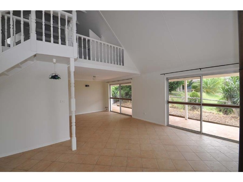 69 Magnetic Drive, Eagle Heights QLD 4271