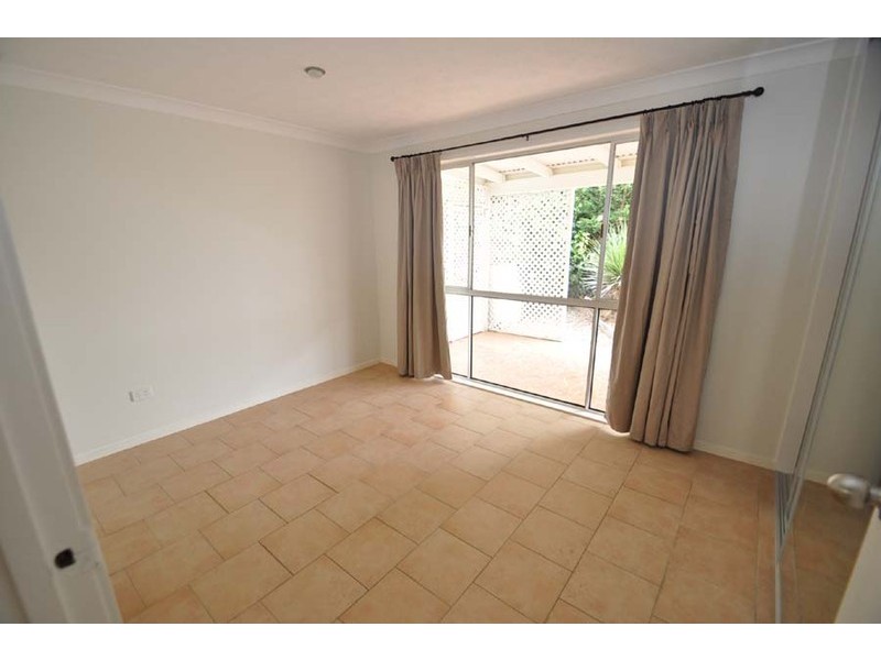 69 Magnetic Drive, Eagle Heights QLD 4271