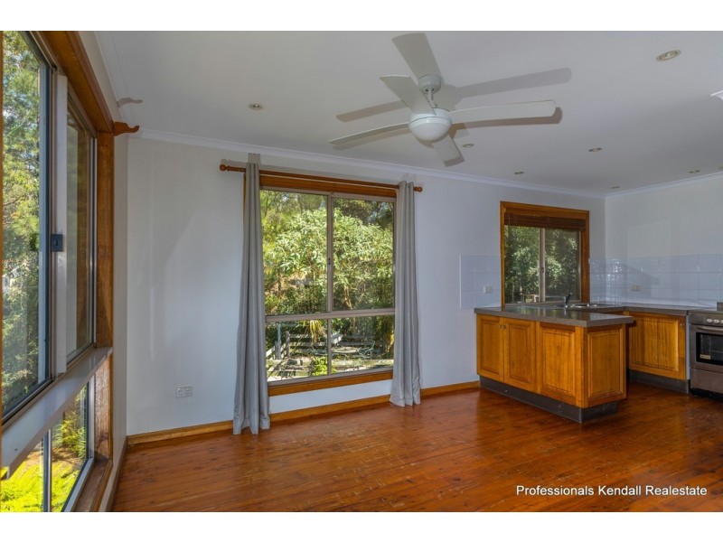20 Demavend Drive, Tamborine Mountain QLD 4272