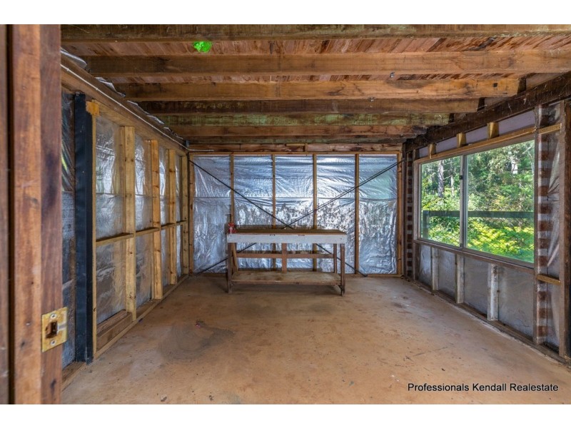 20 Demavend Drive, Tamborine Mountain QLD 4272