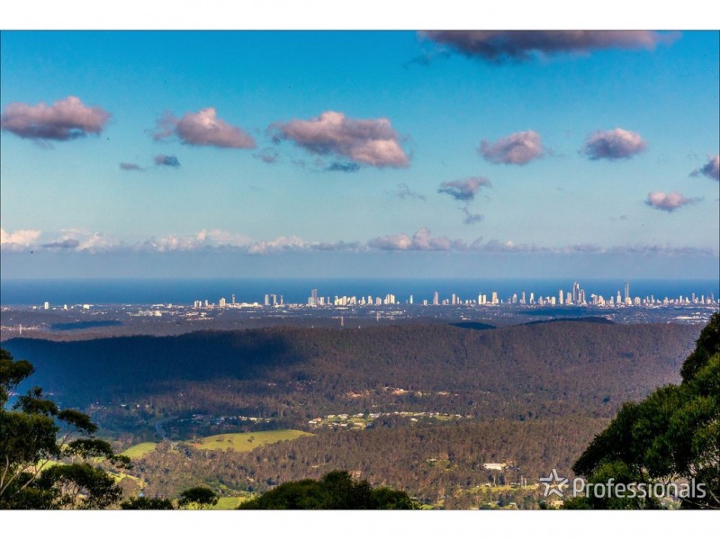 111 Guanaba Road, Tamborine Mountain QLD 4272