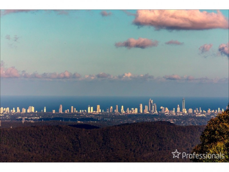 111 Guanaba Road, Tamborine Mountain QLD 4272