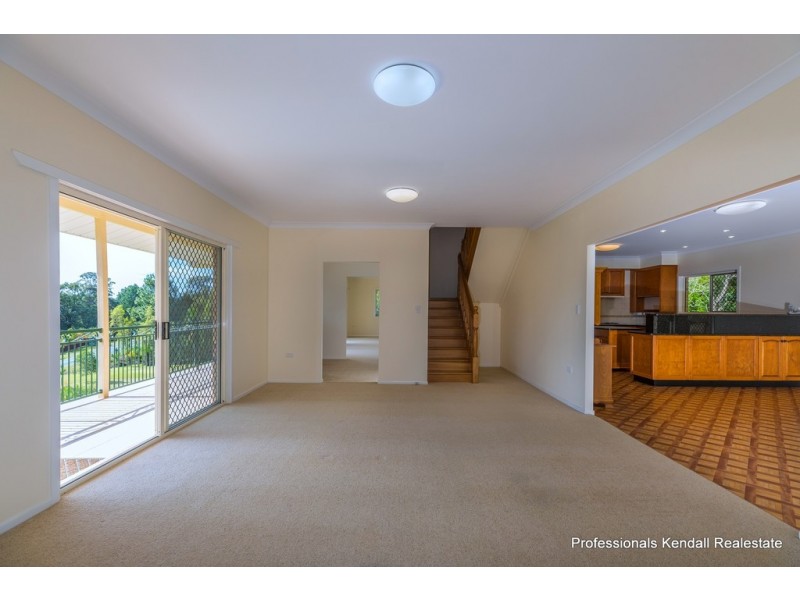 541 Henri Robert Drive, Tamborine Mountain QLD 4272