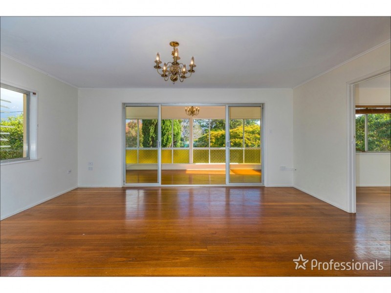 1 Manitzky Road, Tamborine Mountain QLD 4272